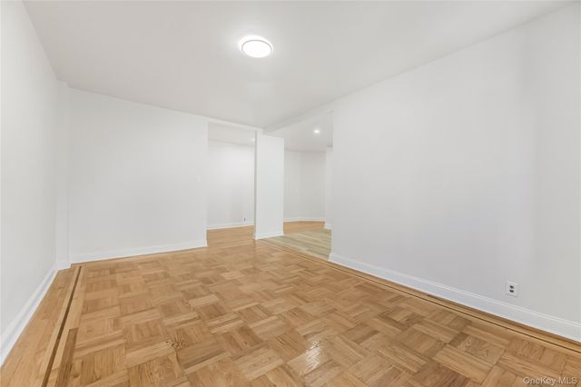 1100 Grand Concourse 5H, Bronx, NY 10456