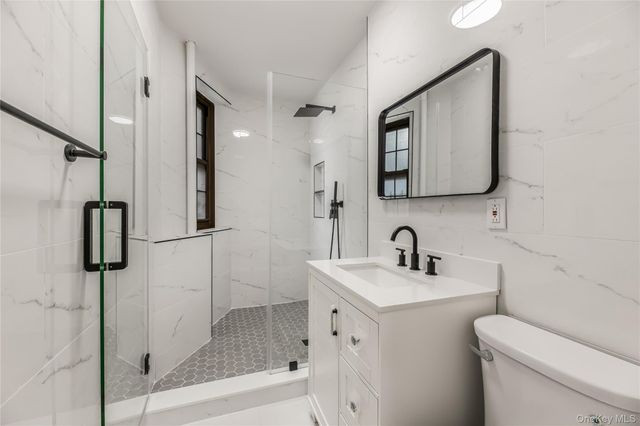 1100 Grand Concourse 5H, Bronx, NY 10456