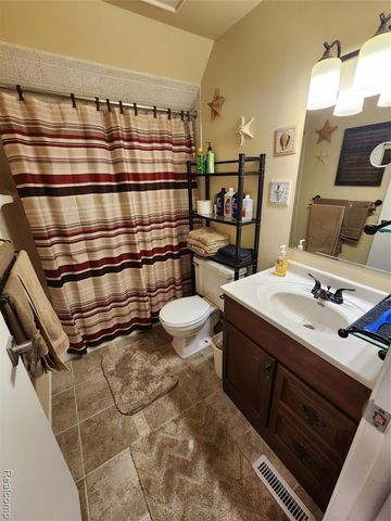 9707 North Lake Rd Road, Otter Lake, MI 48464