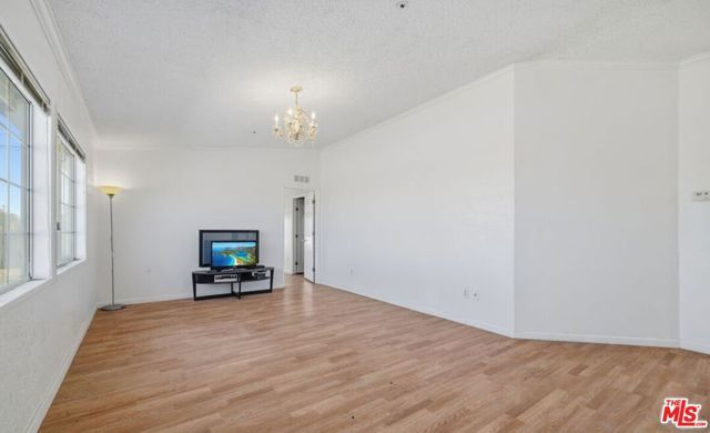16670 E Avenue T4, Llano, CA 93544