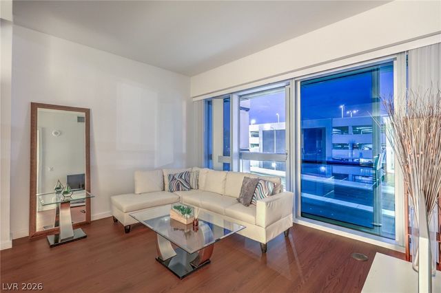 4471 Dean Martin Drive 307, Las Vegas, NV 89103