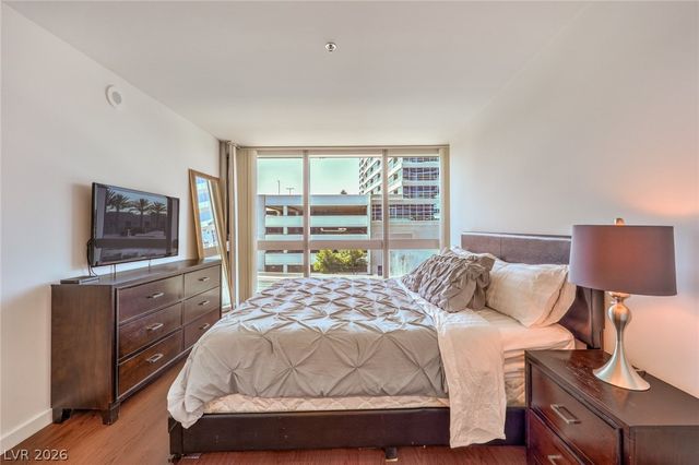 4471 Dean Martin Drive 307, Las Vegas, NV 89103