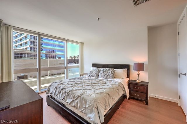 4471 Dean Martin Drive 307, Las Vegas, NV 89103