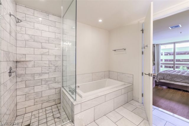 4471 Dean Martin Drive 307, Las Vegas, NV 89103