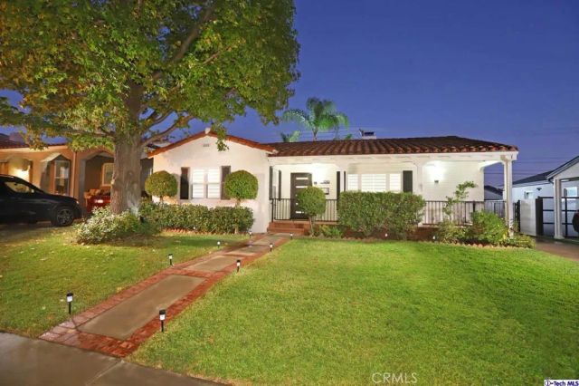 1210 Graynold Avenue, Glendale, CA 91202