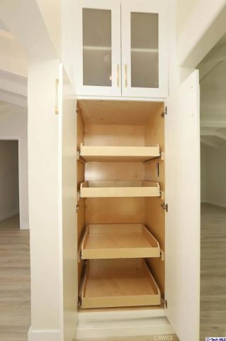 1210 Graynold Avenue, Glendale, CA 91202