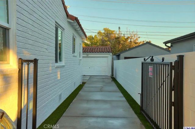 1210 Graynold Avenue, Glendale, CA 91202