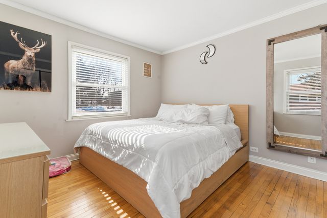 204 Woodlawn Drive, Mundelein, IL 60060