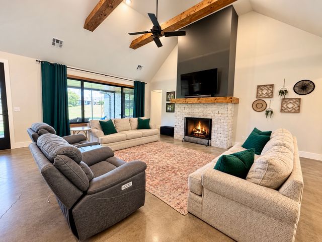 7404 S 6th Street S, Broken Arrow, OK 74011