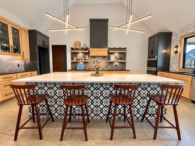 7404 S 6th Street S, Broken Arrow, OK 74011