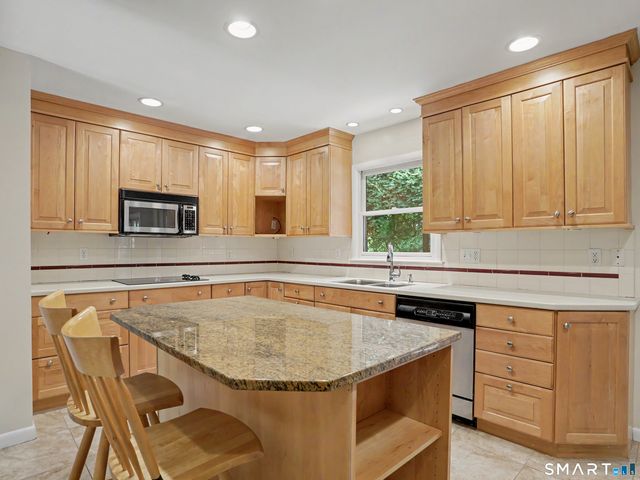 22 Brandywine Road, Stamford, CT 06905