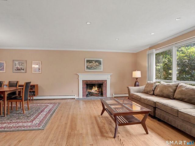 22 Brandywine Road, Stamford, CT 06905