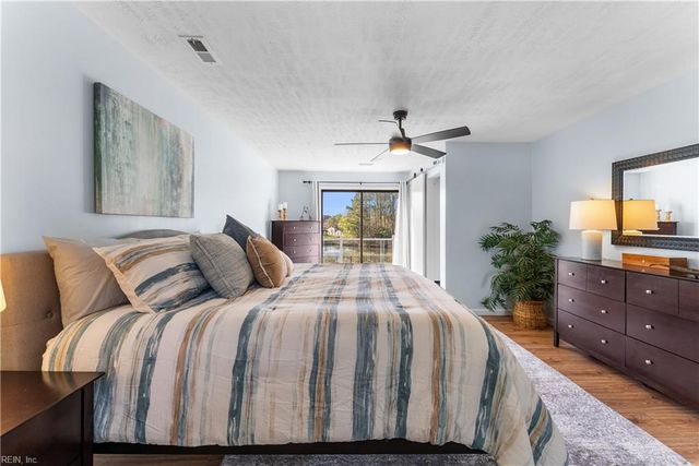 44 River RD, Poquoson, VA 23662