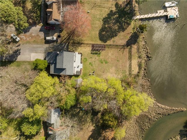 44 River RD, Poquoson, VA 23662