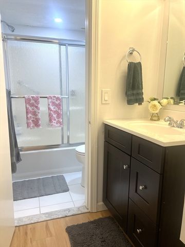 185 Trailside Way 185, Ashland, MA 01721