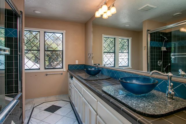3300 Ponderosa Rd, Shingle Springs, CA 95682