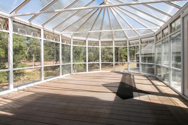 3300 Ponderosa Rd, Shingle Springs, CA 95682