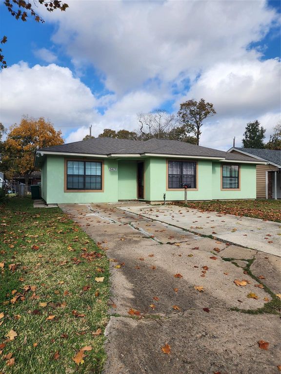 2413 Huntington Drive, Pasadena, TX 77506