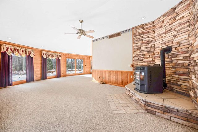 3745 OAK MORAINE COURT, Stevens Point, WI 54482