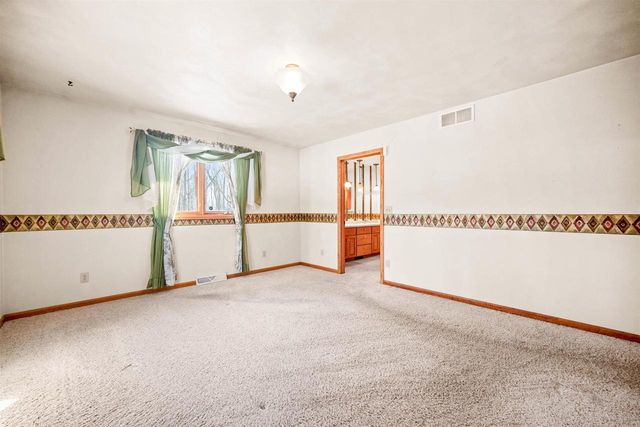 3745 OAK MORAINE COURT, Stevens Point, WI 54482