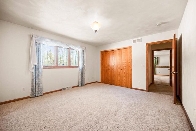 3745 OAK MORAINE COURT, Stevens Point, WI 54482