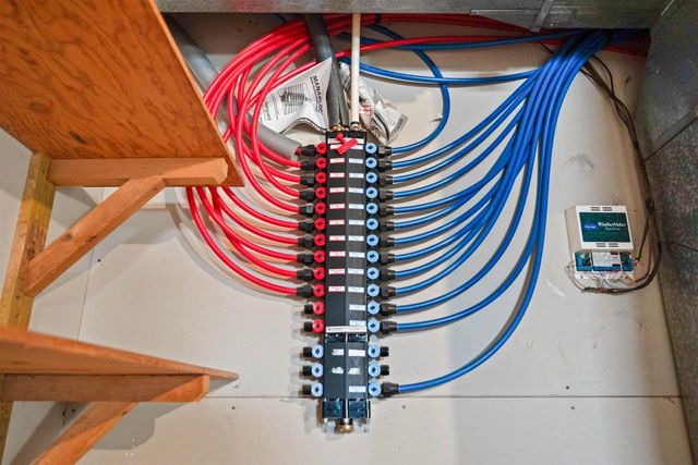 3745 OAK MORAINE COURT, Stevens Point, WI 54482