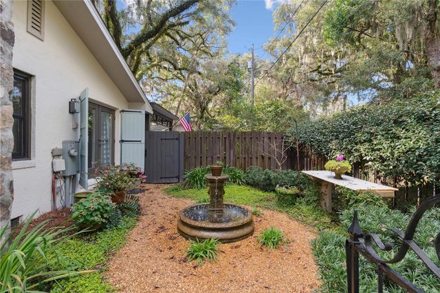 327 Peachtree Street, St Simons Island, GA 31522