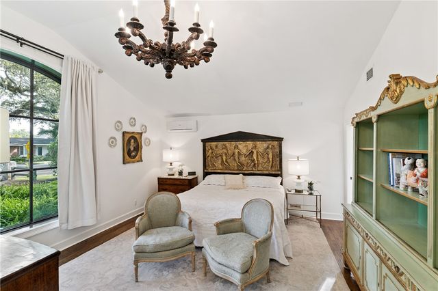 327 Peachtree Street, St Simons Island, GA 31522