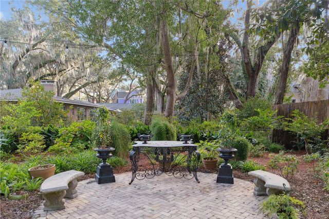 327 Peachtree Street, St Simons Island, GA 31522