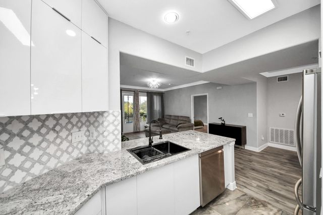 2299 Lone Star Drive 237, Sugar Land, TX 77479