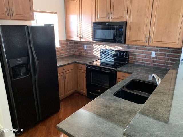 3031 W Sand Flower Drive, Phoenix, AZ 85086