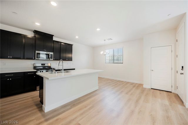 766 Star Estates Avenue, North Las Vegas, NV 89086