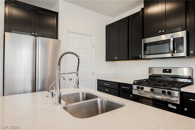 766 Star Estates Avenue, North Las Vegas, NV 89086