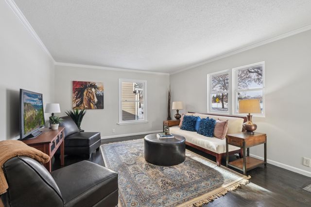 4905 Dupont Avenue N, Minneapolis, MN 55430