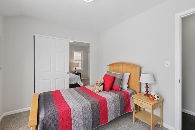 4905 Dupont Avenue N, Minneapolis, MN 55430