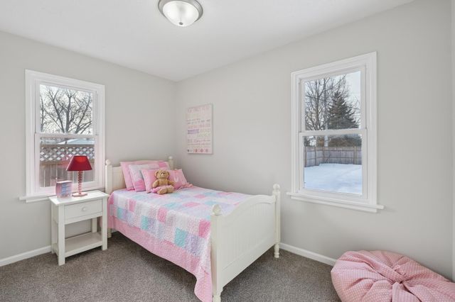 4905 Dupont Avenue N, Minneapolis, MN 55430