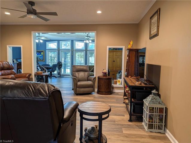 596 Greenbrier Farm Trail, Siler City, NC 27344