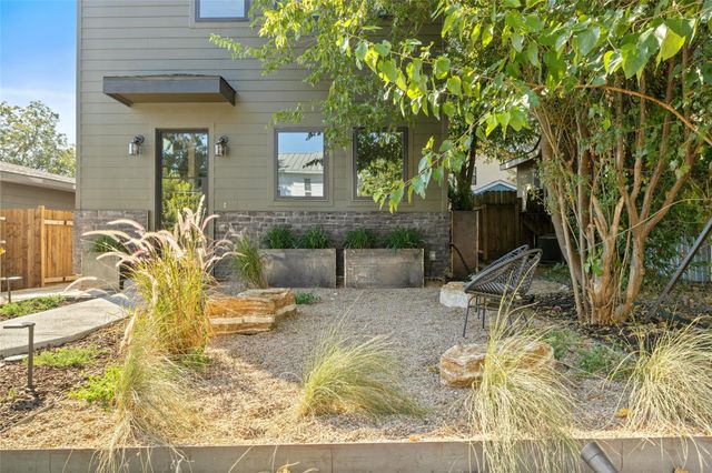 2305 E 21st ST 2, Austin, TX 78722