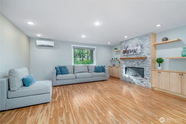 451 SE Mill Creek Road, Shelton, WA 98584