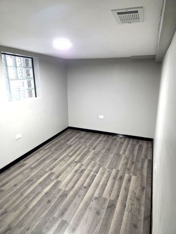 6324 S Francisco Avenue, Chicago, IL 60629