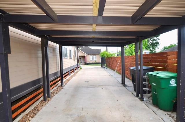 1127 Hammock Street, Houston, TX 77009