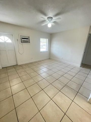 1000 NW 11th Court, Fort Lauderdale, FL 33311