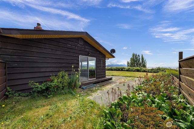 3923 Cliffside Drive, Bellingham, WA 98225
