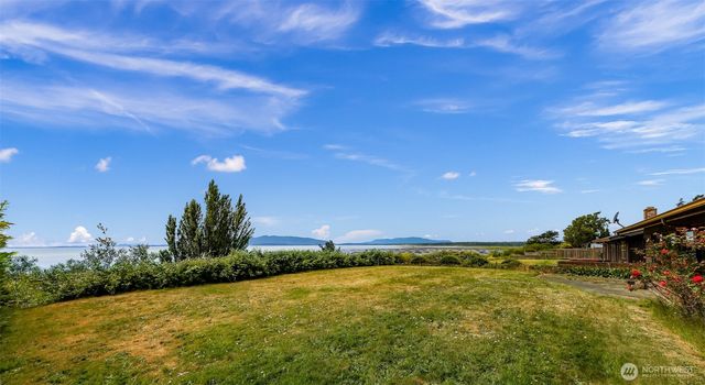 3923 Cliffside Drive, Bellingham, WA 98225