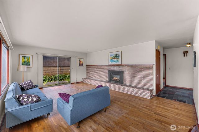 3923 Cliffside Drive, Bellingham, WA 98225
