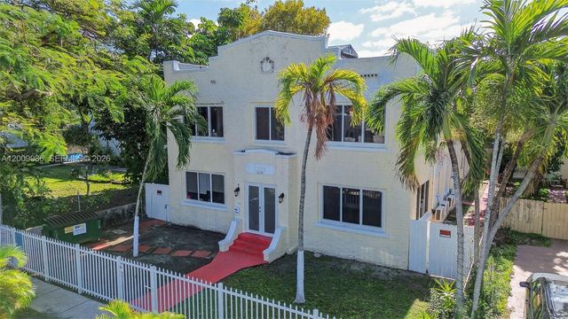 1630 SW 10th St 7, Miami, FL 33135