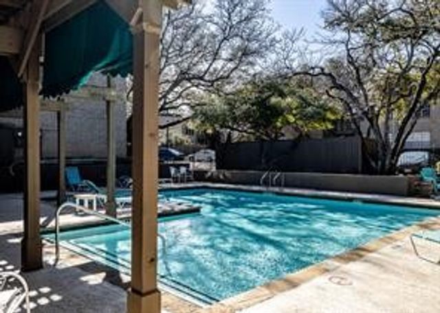 10432 High Hollows Drive 241, Dallas, TX 75230