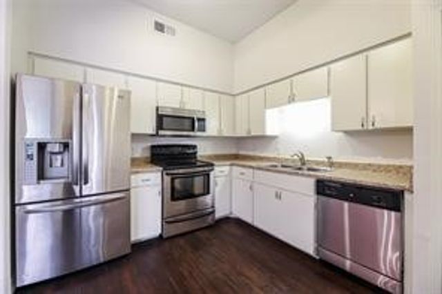 10432 High Hollows Drive 241, Dallas, TX 75230