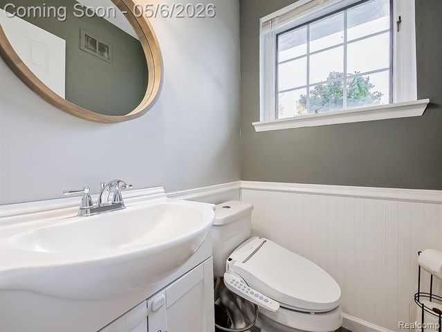 41528 Greenwood Court, Canton, MI 48187