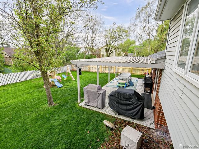 41528 Greenwood Court, Canton, MI 48187